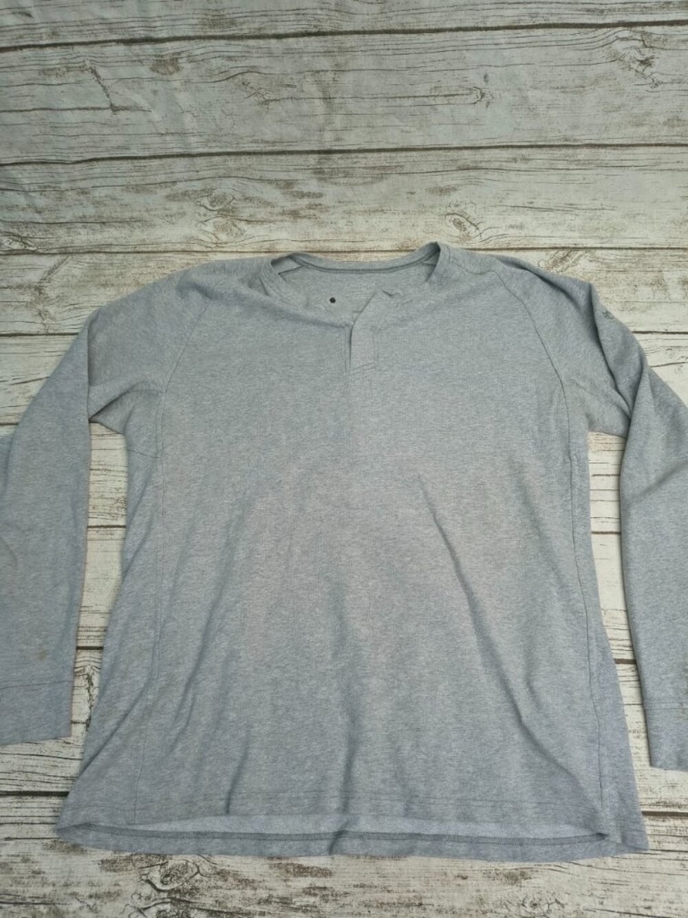 Arc’teryx Gray Technical Long Sleeve Shirt Men Size XL